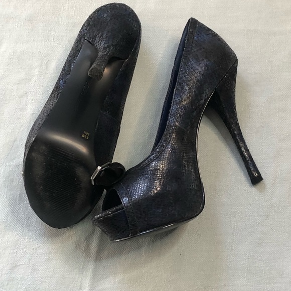 BCBG Generation pumps - Picture 5 of 5